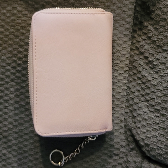 Enzo Angiolini Blush Wallet - Picture 5 of 5